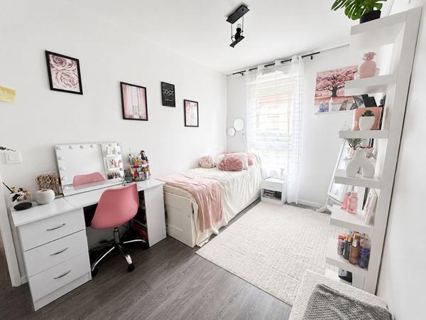 Maison Triel Sur Seine 5 pièce(s) 81 m2 299 000 € **  - Référence  1810