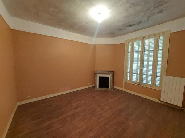 BEZONS Maison 70m2 + Dépendance 300 m2 €978 000 ** - Référence 4439