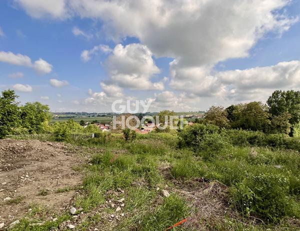 Terrain Diemoz 708 m2 -