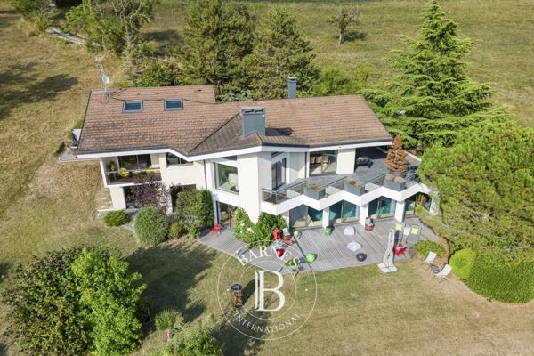 Lucinges, Maison 4 Chambres -  435 m² à vendre