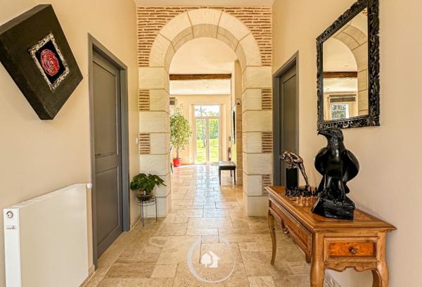 Prigonrieux (24130) DEMEURE BOURGEOISE BERGERAC 387M2 - 4 SUITES - PISCINE - DEPENDANCES - GARAGES - 18 HA