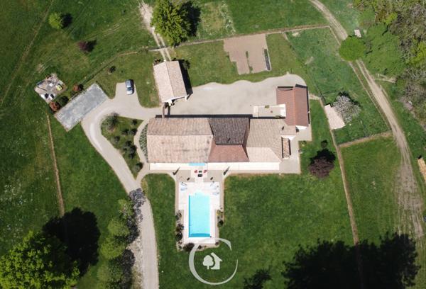 Prigonrieux (24130) DEMEURE BOURGEOISE BERGERAC 387M2 - 4 SUITES - PISCINE - DEPENDANCES - GARAGES - 18 HA