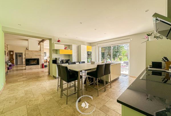 Prigonrieux (24130) DEMEURE BOURGEOISE BERGERAC 387M2 - 4 SUITES - PISCINE - DEPENDANCES - GARAGES - 18 HA