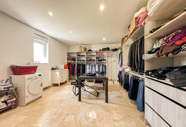 Prigonrieux (24130) DEMEURE BOURGEOISE BERGERAC 387M2 - 4 SUITES - PISCINE - DEPENDANCES - GARAGES - 18 HA