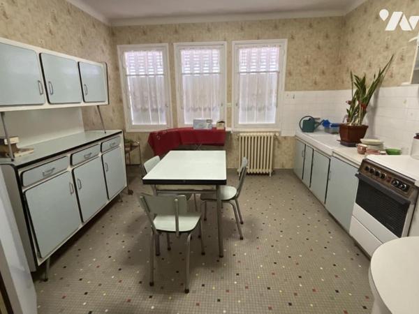 Maison 250 m²