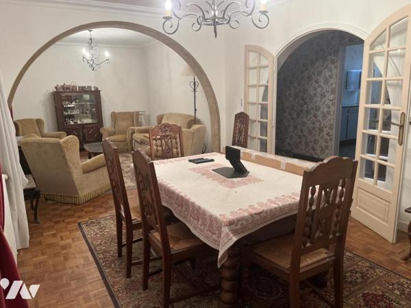 Maison 250 m²