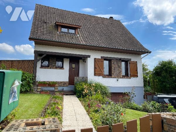 Pavillon d'habitation situé à BEAUCHAMPS (Somme) de 4 pièces principales