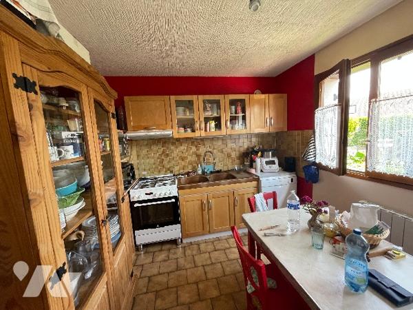 Pavillon d'habitation situé à BEAUCHAMPS (Somme) de 4 pièces principales