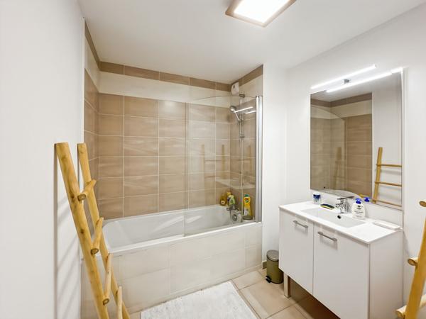 Appartement T3 de + de 70m2 avec garage, Bord de Mer , golf et foret domaniale, Saint Jean De Monts