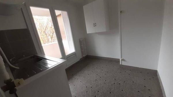 Appartement 4 pièces                                        - 38600 Fontaine Réf : 5466
