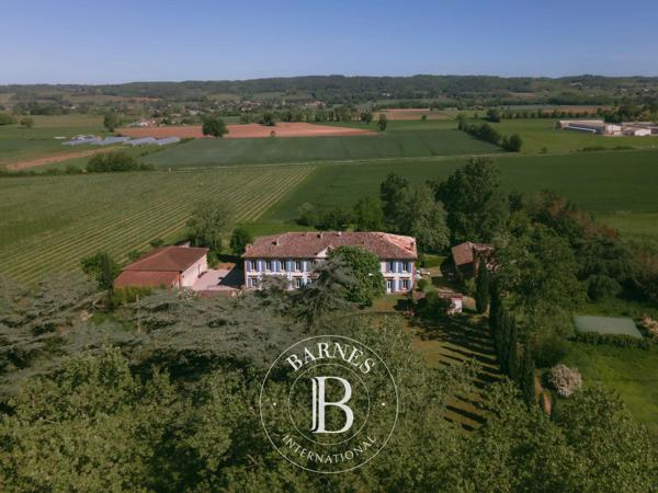 Lisle-sur-Tarn, Manoir  1 300 m² à vendre