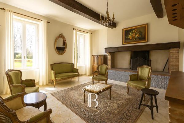 Lisle-sur-Tarn, Manoir  1 300 m² à vendre