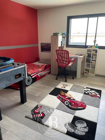 Chens-sur-Léman, Maison 4 Chambres -  212 m² à vendre