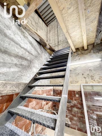 Location parking 45 m² Mudaison