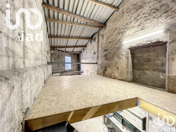 Location parking 45 m² Mudaison