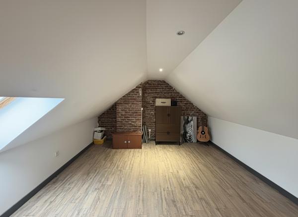 À proximité de la citadelle - Maison 4 pièces avec garage