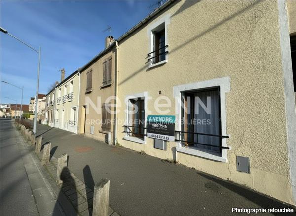 Maison à vendre à Morangis proche des commerces et des écoles et du parc Saint-Michel