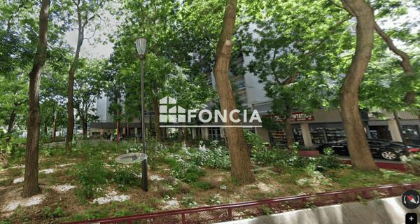 À vendre Local commercial 46 m² - Paris 75014