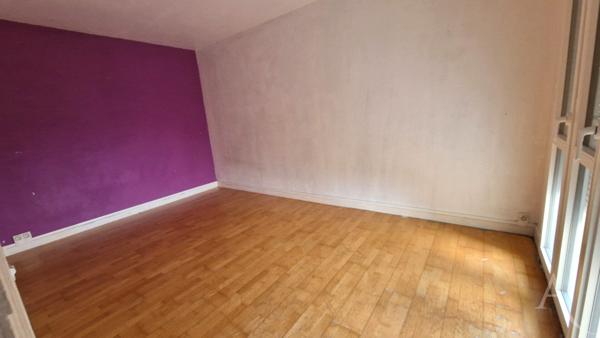 Beau F3 à Mantes La Jolie avec 2 chambres cave et parking