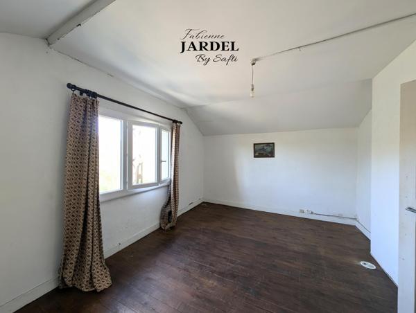 MAISON DE GARDE BARRIERE T3  A RENOVER