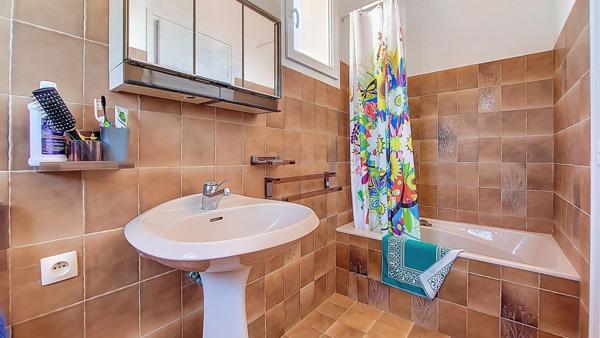 VILLA 4 FACES - terrain 600 m² - 3 chambres