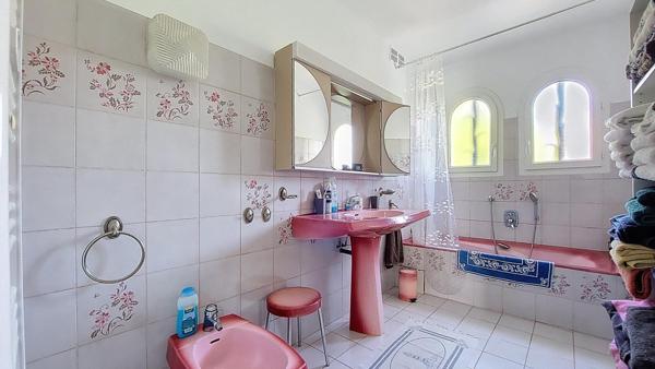 VILLA 4 FACES - terrain 600 m² - 3 chambres