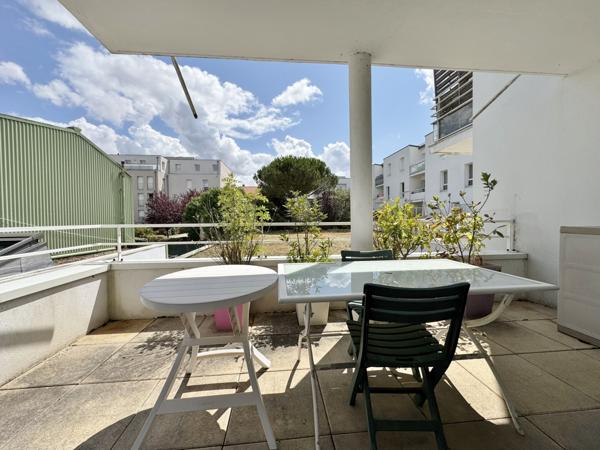 Appartement  3 pièce(s)  2 chambre(s)  77.66 m²