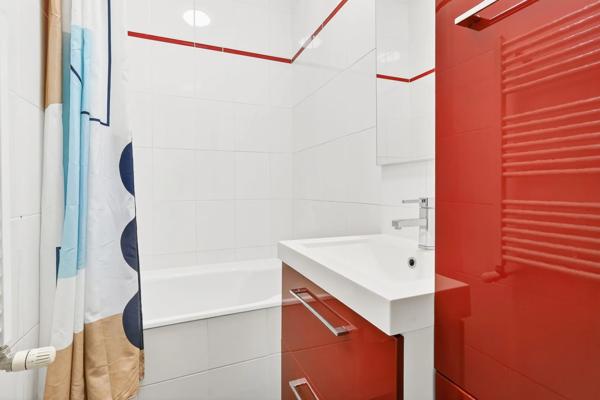 Appartement Courbevoie - Courbevoie - COEUR DE VILLE