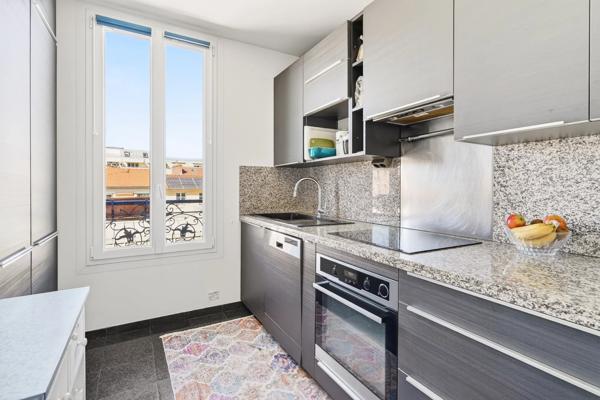 Appartement Courbevoie - Courbevoie - COEUR DE VILLE