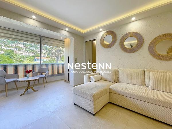 GOLFE JUAN - 2P - 30m2 - GARAGE en Sus - PISCINE - CAVE