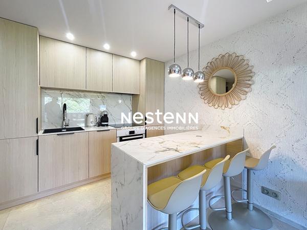 GOLFE JUAN - 2P - 30m2 - GARAGE en Sus - PISCINE - CAVE