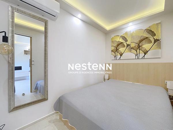 GOLFE JUAN - 2P - 30m2 - GARAGE en Sus - PISCINE - CAVE