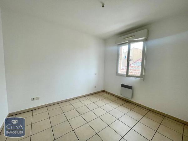 Appartement à louer 2 pièces 39.3m² Béziers (34500)