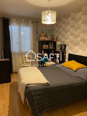 EXCLUSIVITE A MONTAGNY-LES-BEAUNE. Maison 112 m² hab 4 ch. Jardin 746 m².