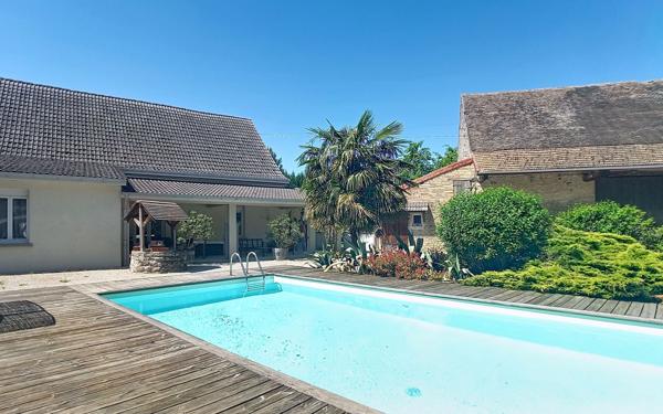 Maison à vendre    5 pièces • 112 m2 Varennes-le-Grand
