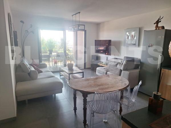  À vendre – Charmant T4 de 79 m² -  parkings - BORGO