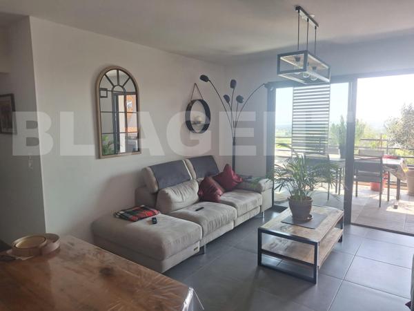  À vendre – Charmant T4 de 79 m² -  parkings - BORGO