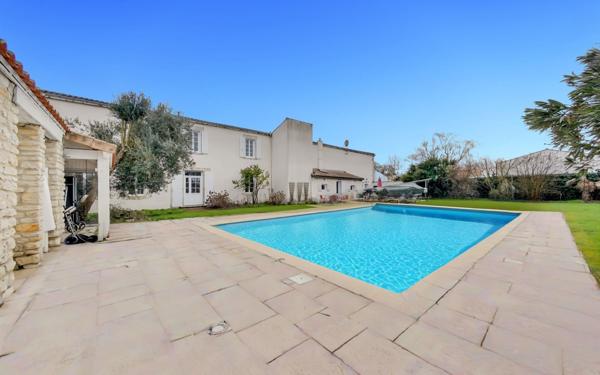 Maison à vendre    5 pièces •  Dompierre-sur-Mer