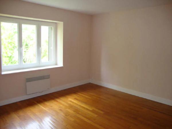 Appartement à louer à Izernore (01580)