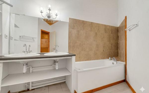 Maison à vendre    4 pièces •  Saint-Orens-de-Gameville