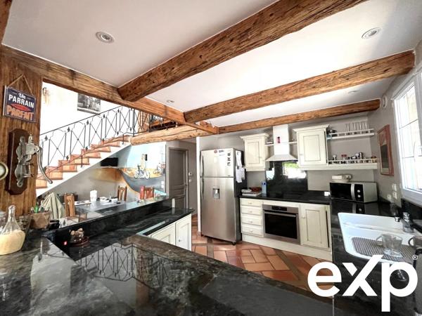 VIAS - HERAULT - 3 CHAMBRES - PISCINE - DEPENDANCES - GARAGE - CALME -