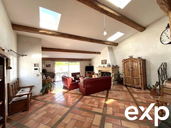 VIAS - HERAULT - 3 CHAMBRES - PISCINE - DEPENDANCES - GARAGE - CALME -