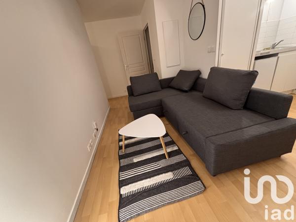 Location appartement 1 pièce 25 m² Corbeil-Essonnes