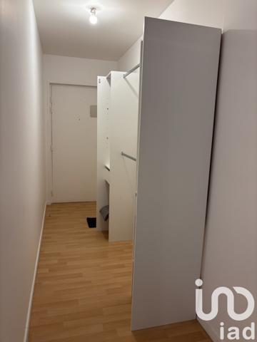 Location appartement 1 pièce 25 m² Corbeil-Essonnes