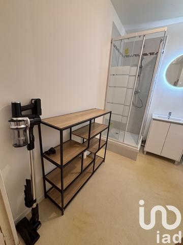 Location appartement 1 pièce 25 m² Corbeil-Essonnes