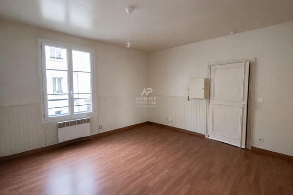 SÈVRES CENTRE - APPARTEMENT 2 PIÈCES 199 000 € **  - Référence  607-S