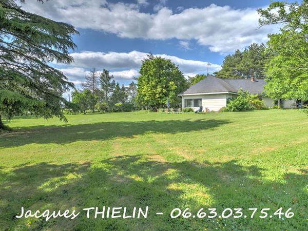 SPACIEUSE PROPRIÉTÉ SUR PARC D'UN HECTARE !!!