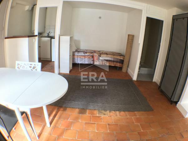 STUDIO MEUBLE A LOUER - BLOIS - HYPERCENTRE, PROCHE ECOLES & COMMERCES