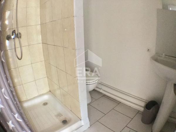 STUDIO MEUBLE A LOUER - BLOIS - HYPERCENTRE, PROCHE ECOLES & COMMERCES