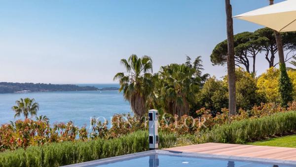 Cannes Californie vue mer rare villa contemporaine neuve